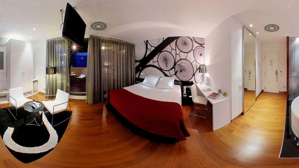 Hotel Bcn Design Barcelona Bagian luar foto